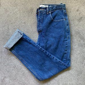 90s high-waisted blue mom jeans!